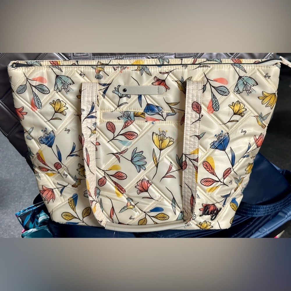 Lug Skyliner Tote Bag (Hummingbird Floral) NWT